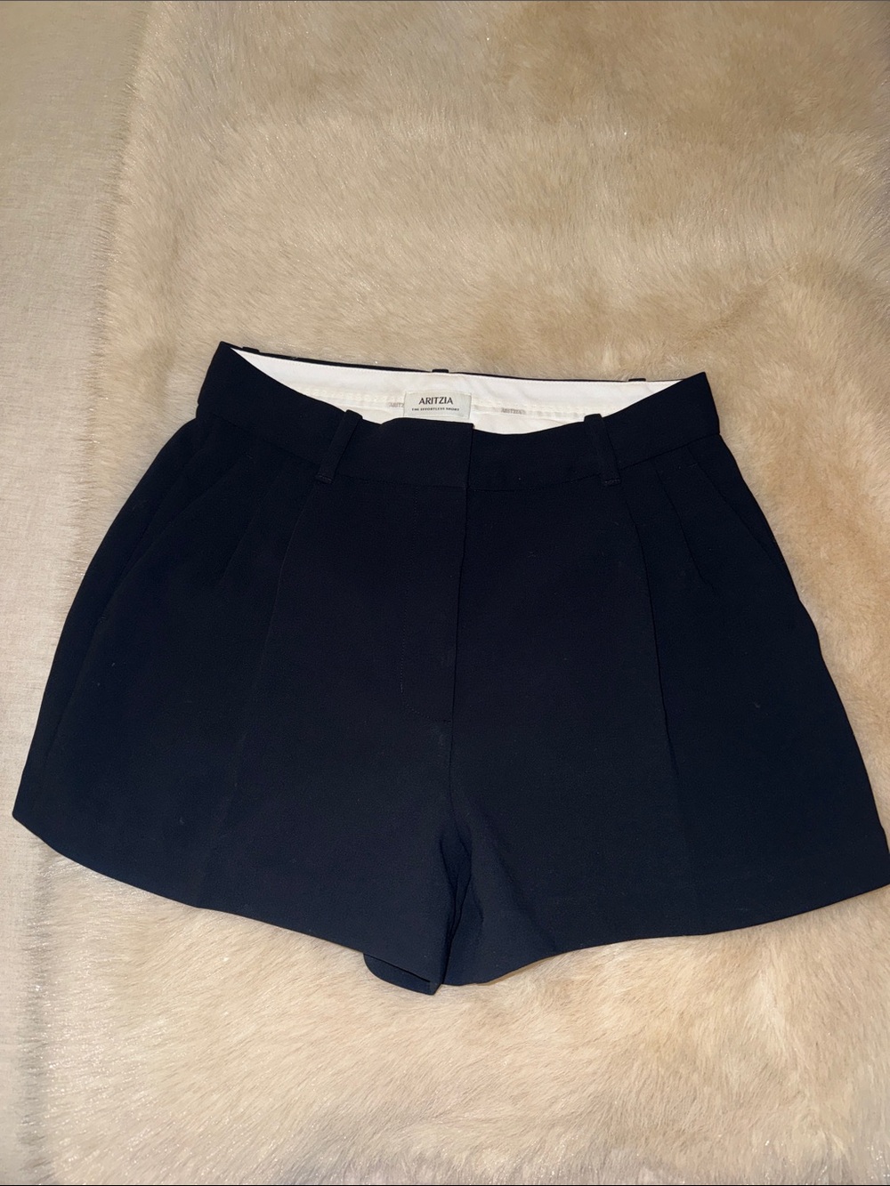 Aritzia Navy High-Waist Tailored Women's Shorts
